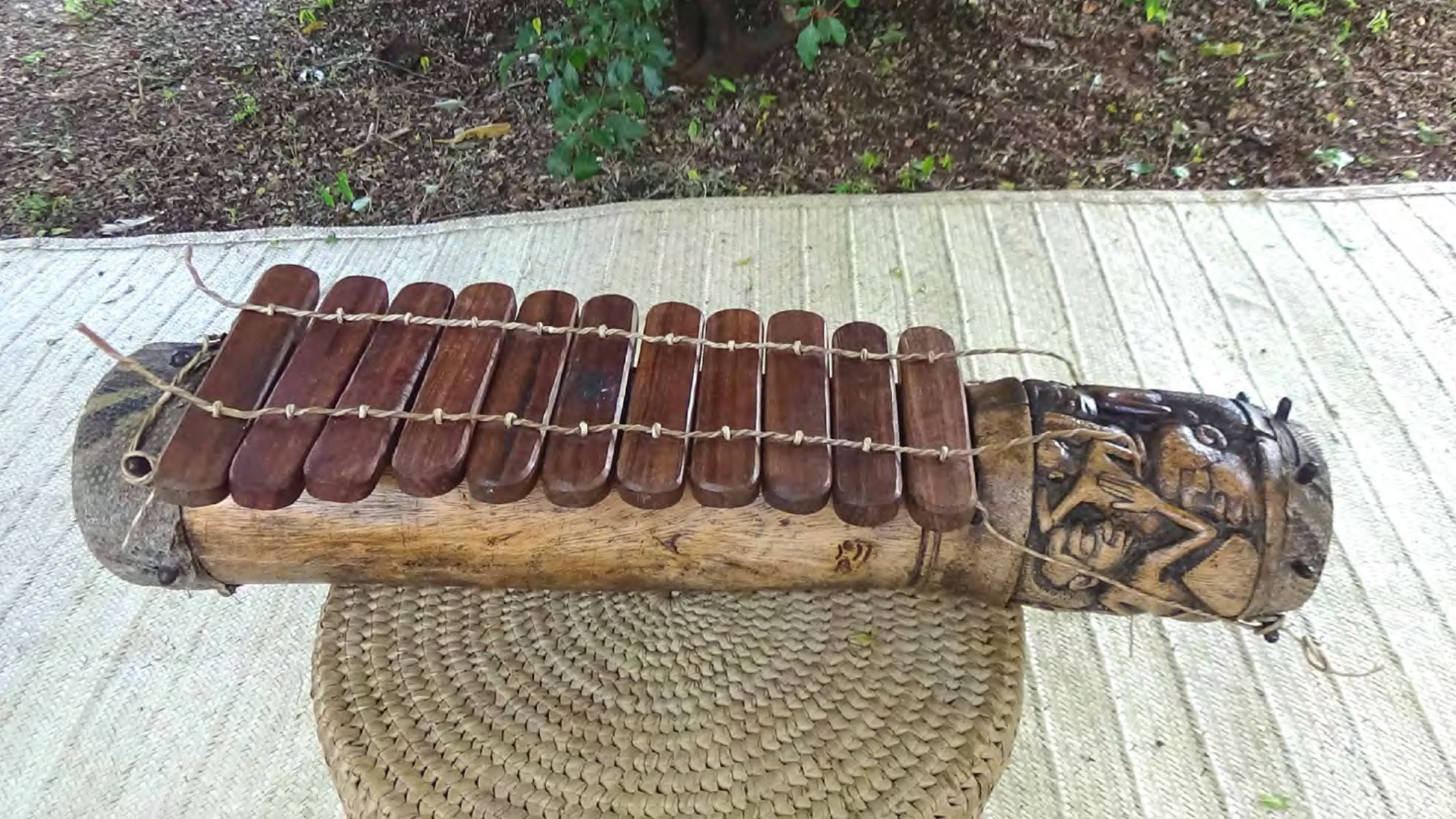 Sasani marimba xylophone mninga